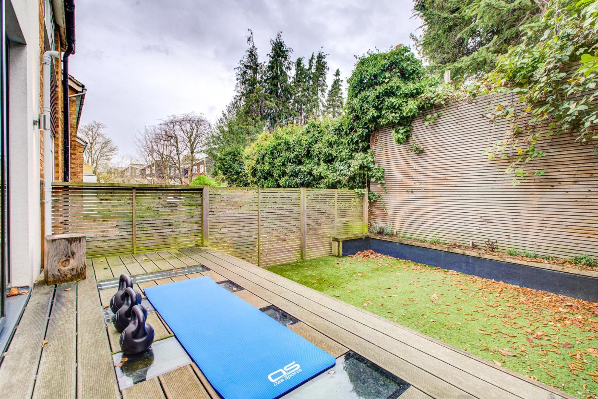 Neoteric Home Wimbledon Village ลอนดอน ภายนอก รูปภาพ